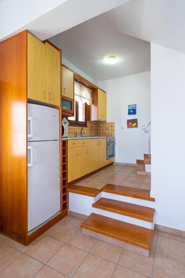 Maisonette In Roussa Ekklisia Sitia  Exterior photo