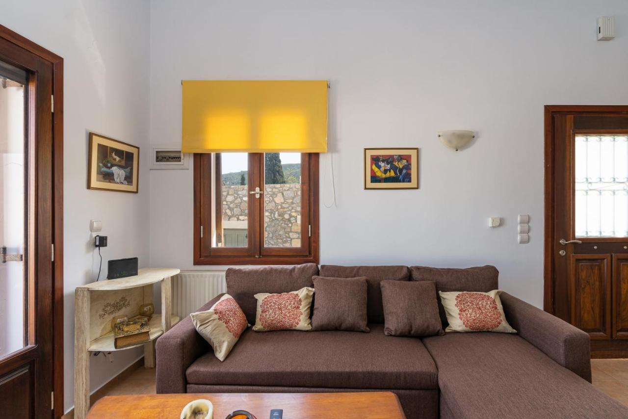 Maisonette In Roussa Ekklisia Sitia  Exterior photo