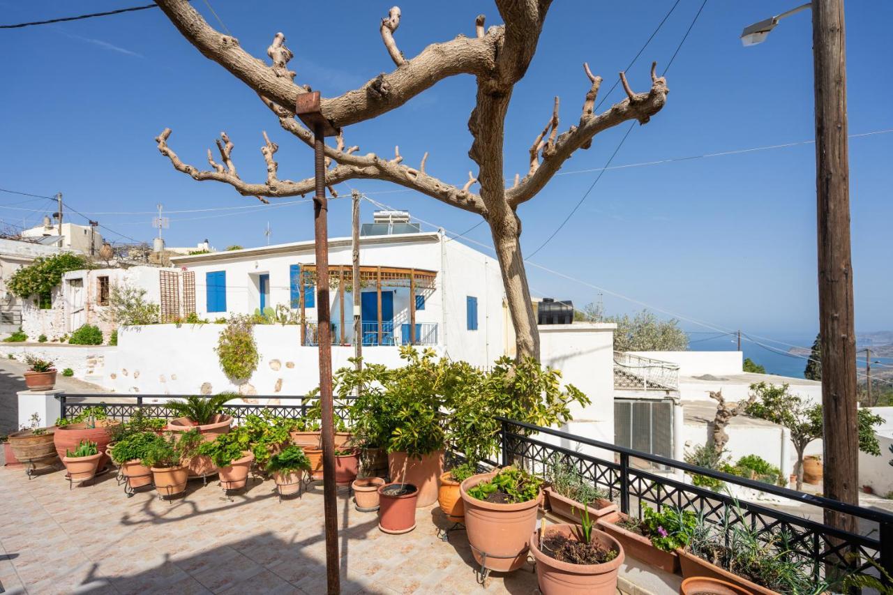Maisonette In Roussa Ekklisia Sitia  Exterior photo